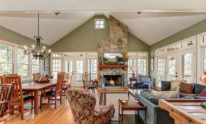 Mountain Acres Retreat - Relax by the wood fireplace and more